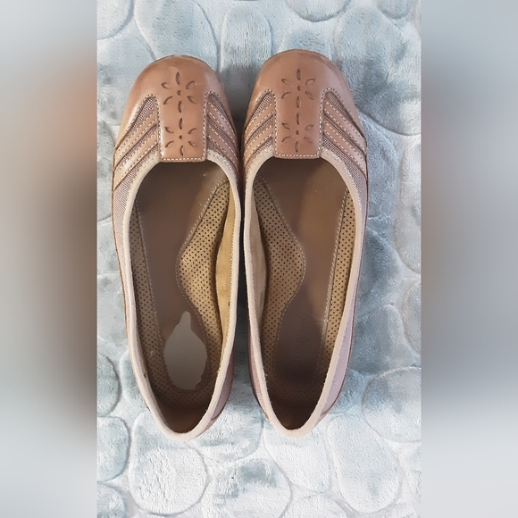 Naturalizer Natural Soul Slip-on Shoes Flats earthtones - Picture 4 of 4